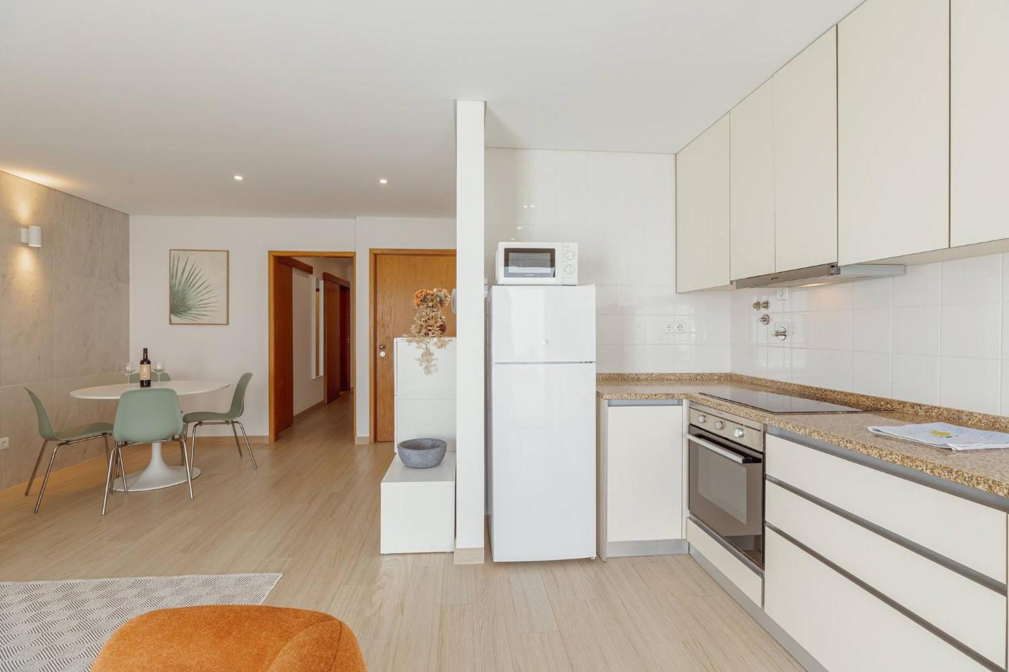 Stylish Apartment With Terrace By Hosty Porto Exterior foto